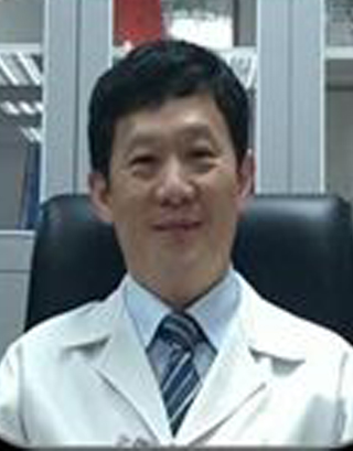 龍威任